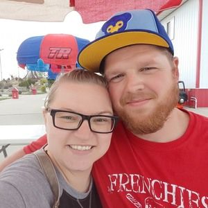 Meet your Posher, Max